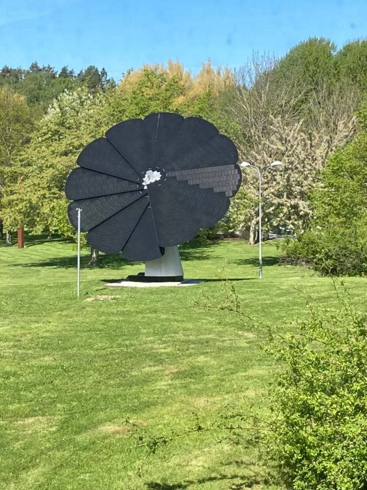A solar panel "flower" on the campus grounds of Linköping; as shared by Friend of GTG Helen Berents. 
